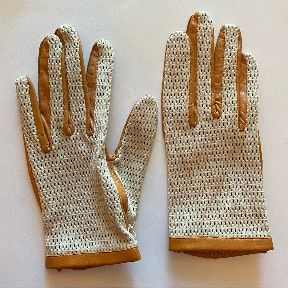 Vintage Morley gloves, estate piece, tan mesh and camel leather, size 7 (S/M)